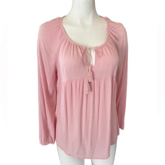 Old Navy pink top, peasant style, boho, ties, size small - Picture 3 of 9